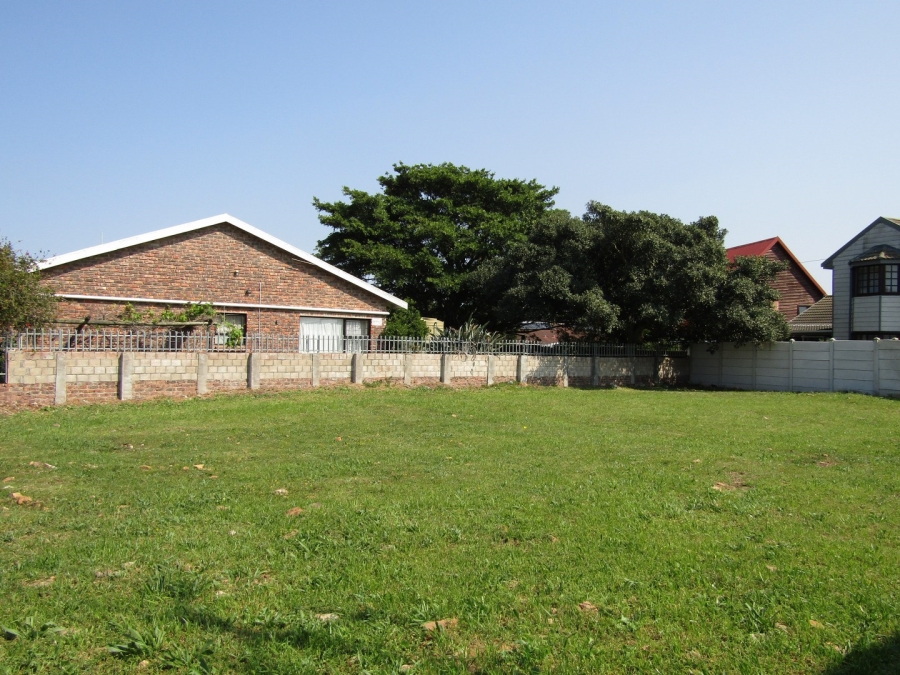 0 Bedroom Property for Sale in Wavecrest Eastern Cape